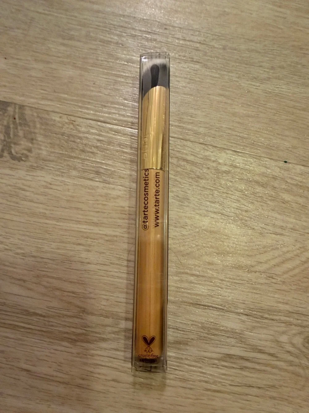 tarte Gold-Handled concealer Brush